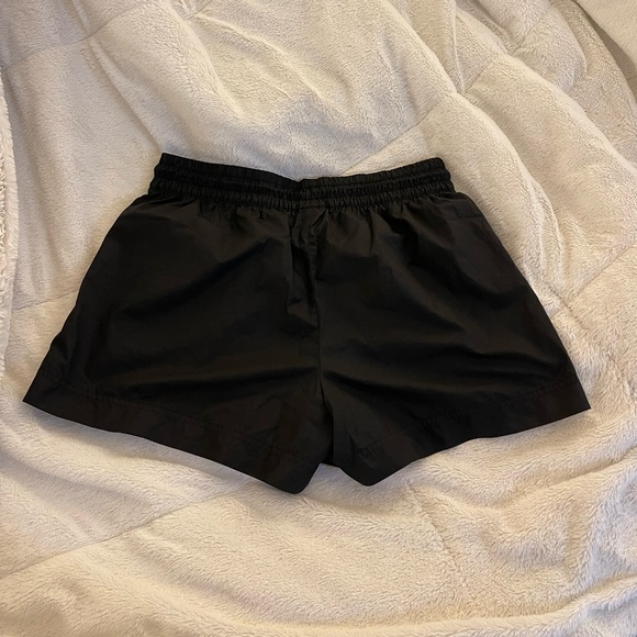 Nike shorts - Picture 3 of 3